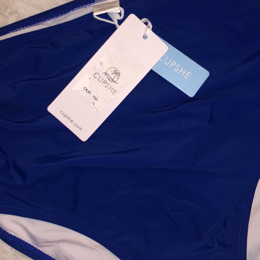 Cupshe highwaisted bikini bottoms - Picture 15 of 16